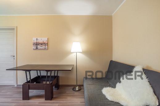 2 bedroom apartment for rent, Novosibirsk - apartment by the day