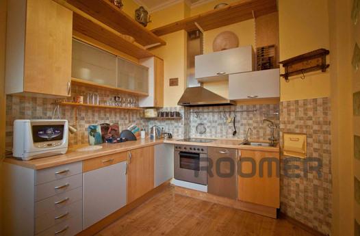 Large one-bedroom apartment in the cente, Moscow - apartment by the day