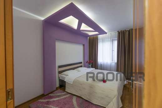Daily rent 2-room apartment in the upper part of Almaty. Nea
