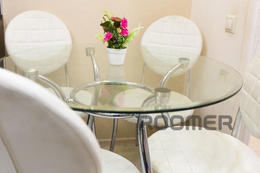 Excellent apartment in the center, Surgut - apartment by the day