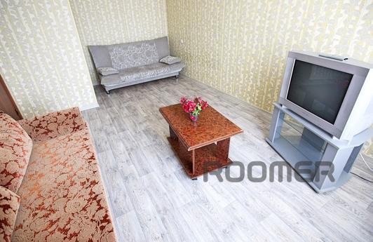 Cozy apartment with four bedrooms, Surgut - apartment by the day