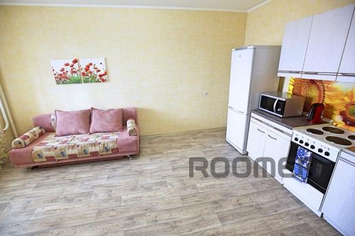 Cozy apartment with four bedrooms, Surgut - apartment by the day
