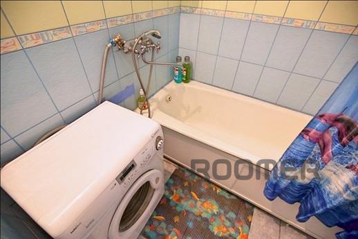 Cozy apartment with four sleeping months, Surgut - apartment by the day