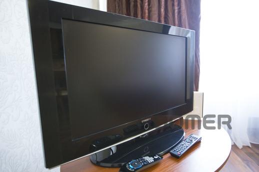 Excellent apartment with all amenities, Surgut - apartment by the day