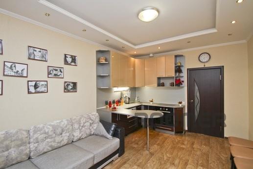 Cozy apartment with private facilities, Surgut - apartment by the day
