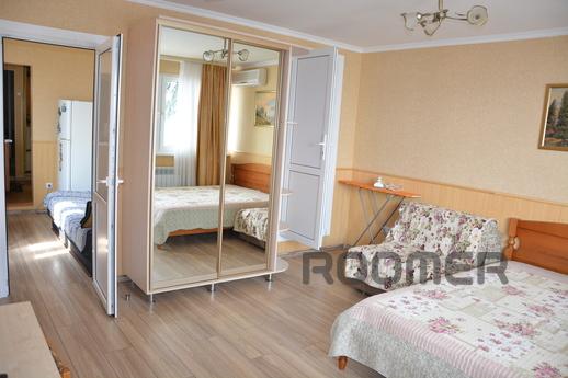 Daily st.Massandrovskaya, Yalta - apartment by the day