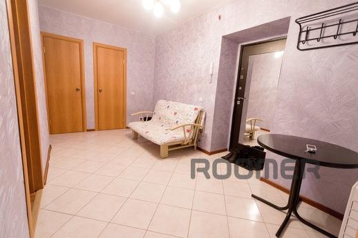 2-bedroom apartment in the first microra, Tyumen - apartment by the day