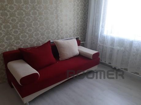 The apartment is opposite the Tyumen Wat, Tyumen - apartment by the day