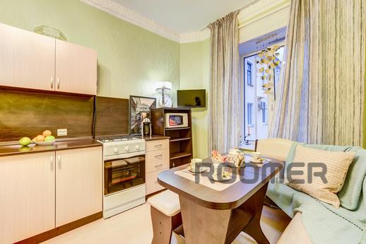 Apartments on Petrogradsk, Saint Petersburg - apartment by the day