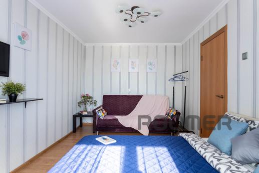 Apartments near Komendantsky Prospekt, Saint Petersburg - apartment by the day