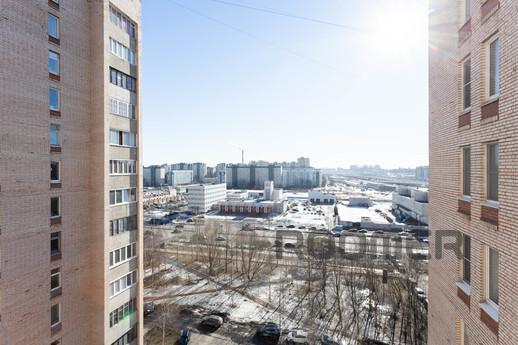 Apartments near Komendantsky Prospekt, Saint Petersburg - apartment by the day