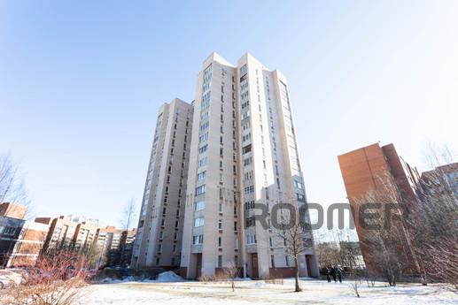 Apartments near Komendantsky Prospekt, Saint Petersburg - apartment by the day