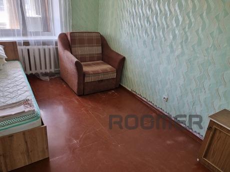 3-room apartment on Mira 22, Zlatoust - apartment by the day