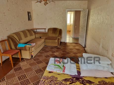 3-room apartment on Mira 22, Zlatoust - apartment by the day