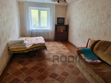 3-room apartment on Mira 22, Zlatoust - apartment by the day