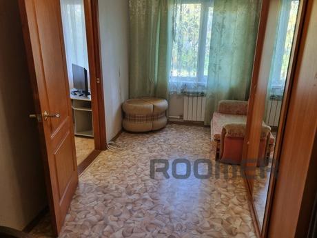 2-room apartment on Gagarina, Zlatoust - apartment by the day