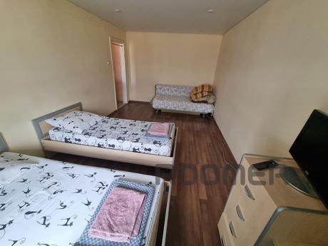 1-room apartment Gagarin 3-line 6, Zlatoust - apartment by the day