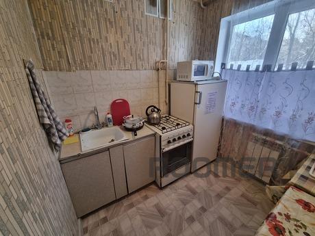 2-room apartment Gagarin 8 line 13, Zlatoust - apartment by the day