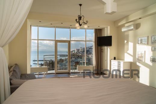 Daily brigantine 74, Yalta - apartment by the day