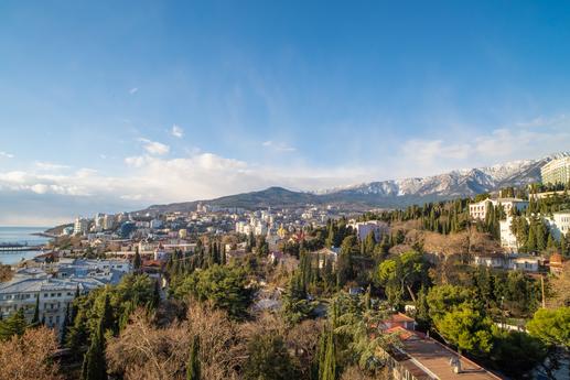 Daily brigantine 74, Yalta - apartment by the day