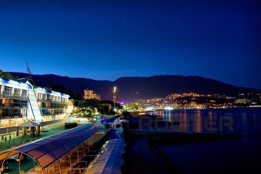 Daily LCD "Lotos" 8, Yalta - apartment by the day