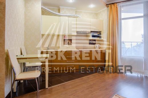 Daily LCD "Lotos" 8, Yalta - apartment by the day
