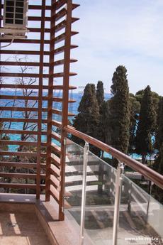 The apartment is offered in a cozy and beautiful place Primo