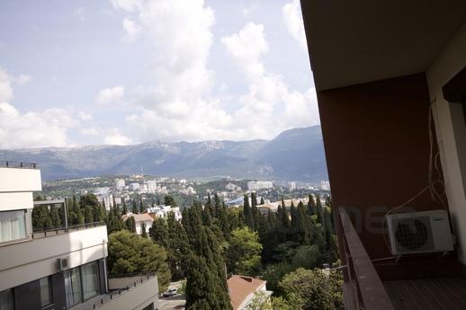 Daily LCD "OMEGA" 6A 9/3, Yalta - apartment by the day