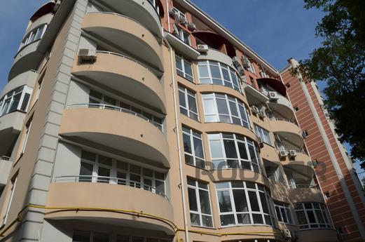 Rent comfortable 2-bedroom apartment with all amenities. Mod
