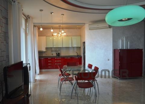 Daily LCD "Profesional" 7/2, Yalta - apartment by the day