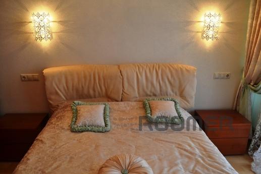 Daily LCD "Profesional" 7/2, Yalta - apartment by the day