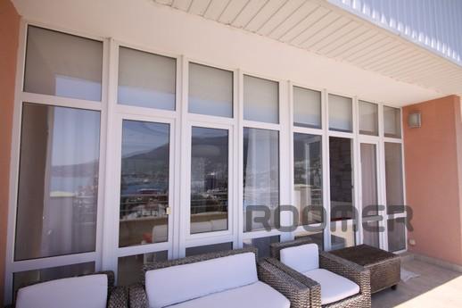 Daily LCD "Profesional" 7/2, Yalta - apartment by the day
