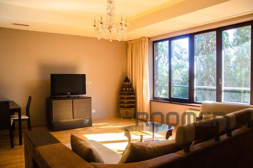Daily LCD "Omega" 2/2, Yalta - apartment by the day