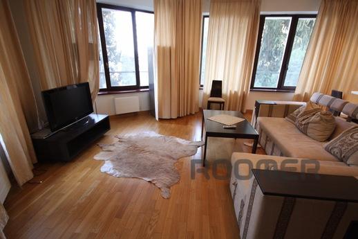 Daily LCD "Omega" 2/3 ", Yalta - apartment by the day