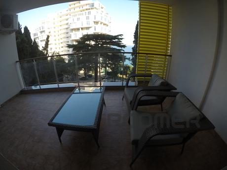 Daily LCD "Lotos" 18, Yalta - apartment by the day