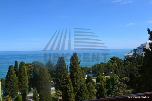 Daily LCD "Lotos" 39, Yalta - apartment by the day