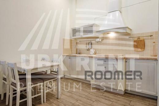 Daily LCD "Omega" 5V 5/2, Yalta - apartment by the day