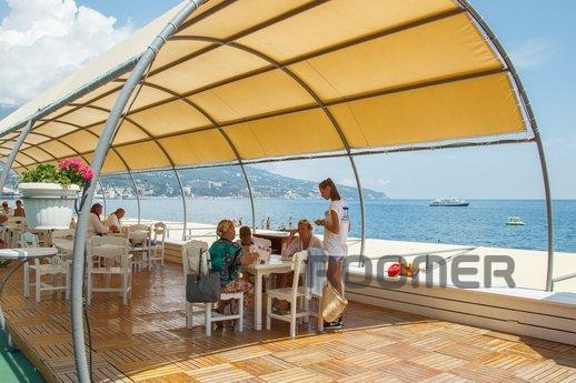 Daily LCD "Omega" 5V 5/2, Yalta - apartment by the day