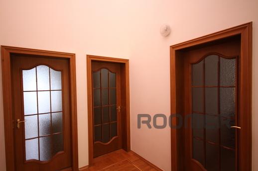Daily Cottage Village "South Legen, Yalta - apartment by the day