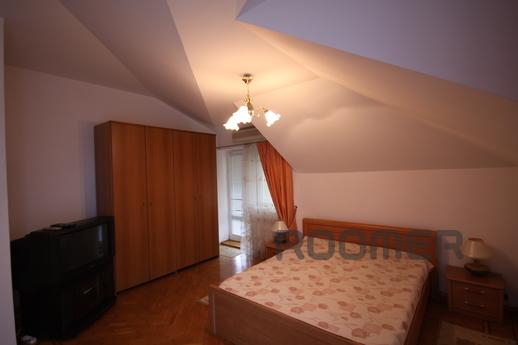 Daily Cottage Village "South Legen, Yalta - apartment by the day