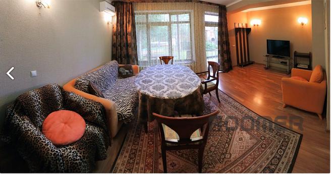 Daily South Legend 1, Yalta - apartment by the day