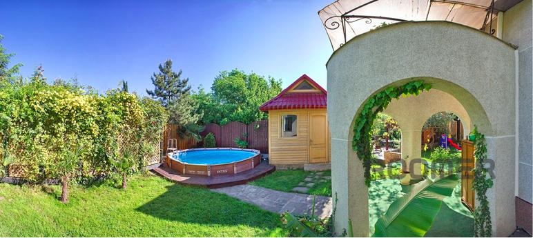 Daily grape 34, Yalta - apartment by the day