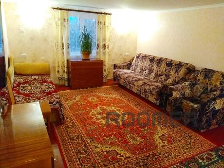 Жилье посуточно рядом парк Софиевка, Умань - квартира посуточно