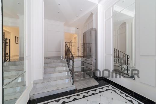 Apartment near the sea, Odessa - apartment by the day