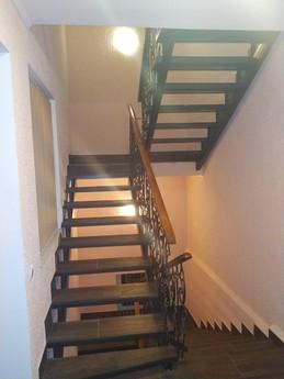 Rooms in the cottage, Truskavets - apartment by the day