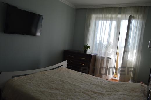 Park 36 from the 1th of July, Chernomorsk (Illichivsk) - apartment by the day