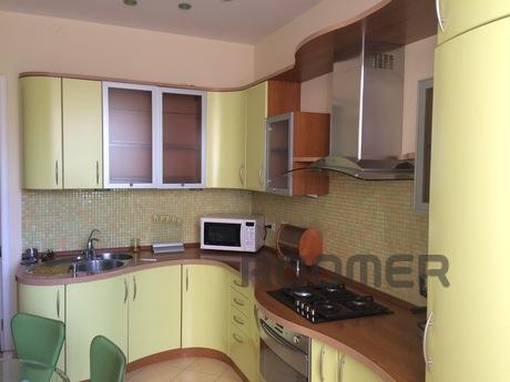 4 bedroom apartment for rent, Odessa - apartment by the day