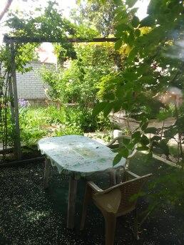 I'll rent the first one on top of the 2nd booth from the sea, Odessa - apartment by the day