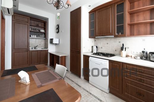 Daily Dmitrieva 2A, Sochi - apartment by the day