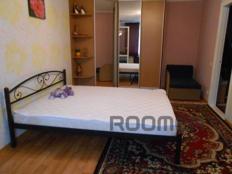 Apartment by the sea in good condition, separate rooms, cozy